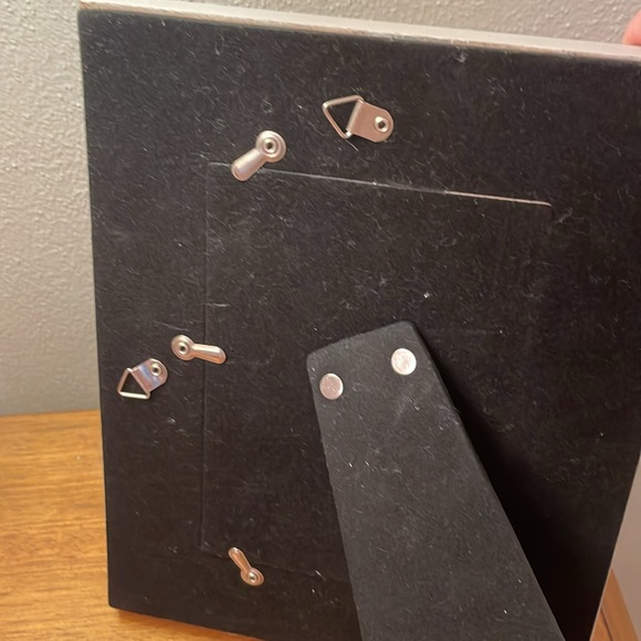 Thomasville Marketplace Picture Frame for Wall Hanging or Tabletop - Picture 6 of 13